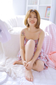 迷人的保姆线观电影